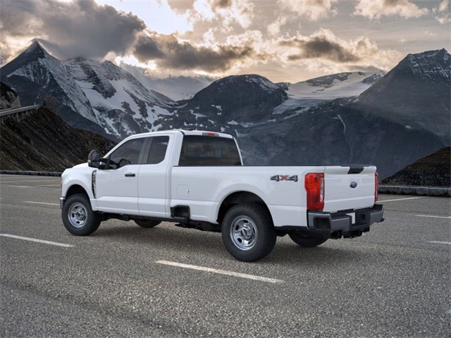 2025 Ford F-350 photo 4
