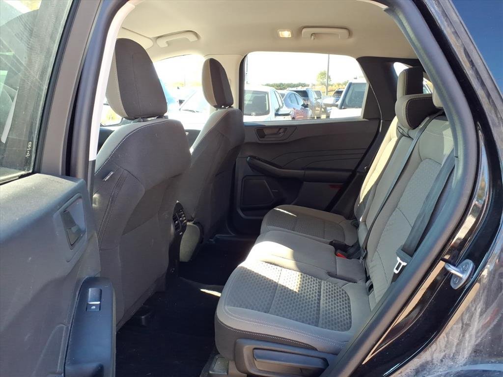 2022 Ford Escape SE photo 7
