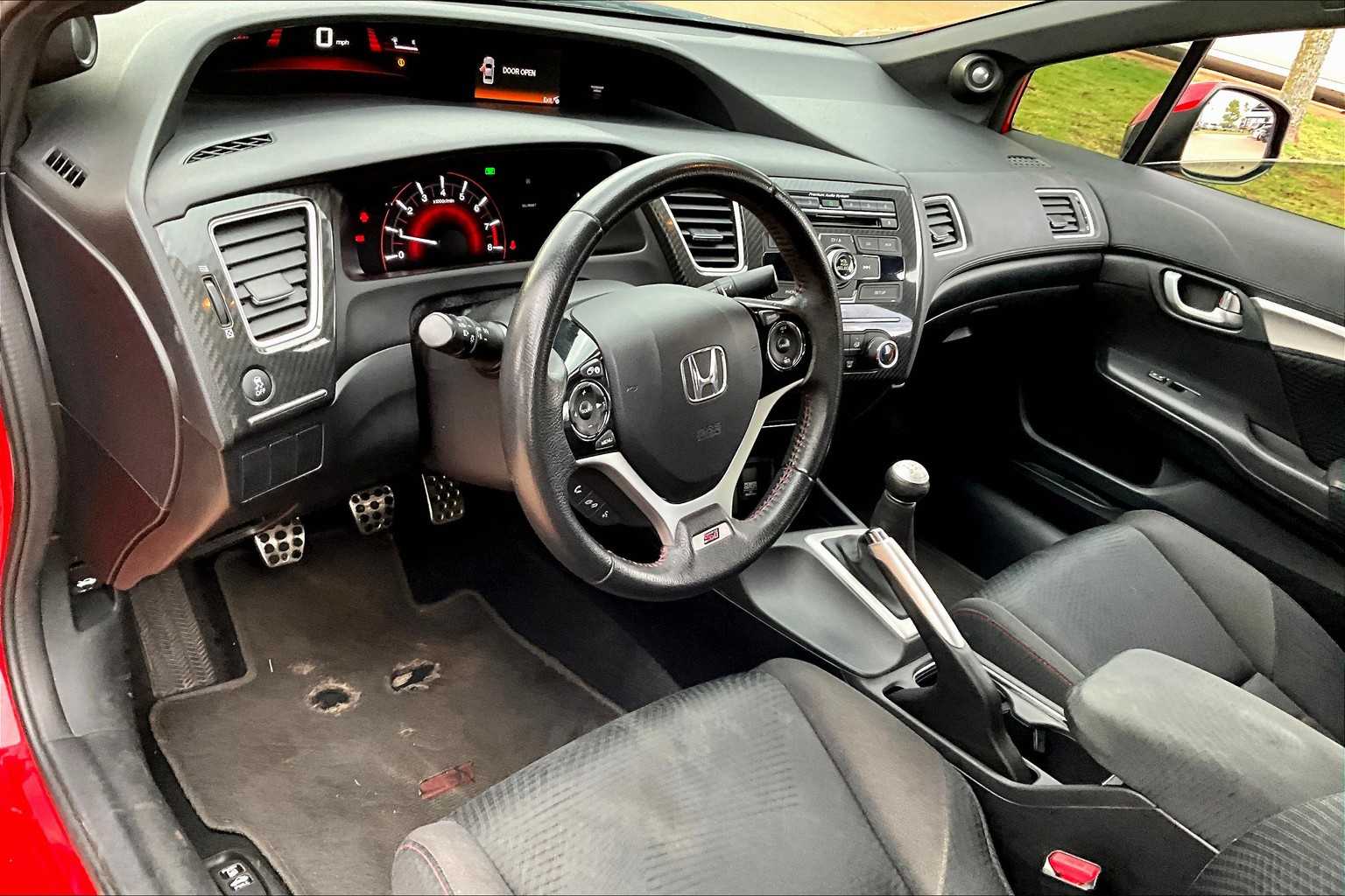 2013 Honda Civic Si photo 16