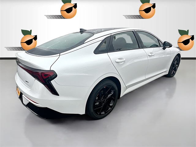 2026 Kia K5 GT-Line photo 7