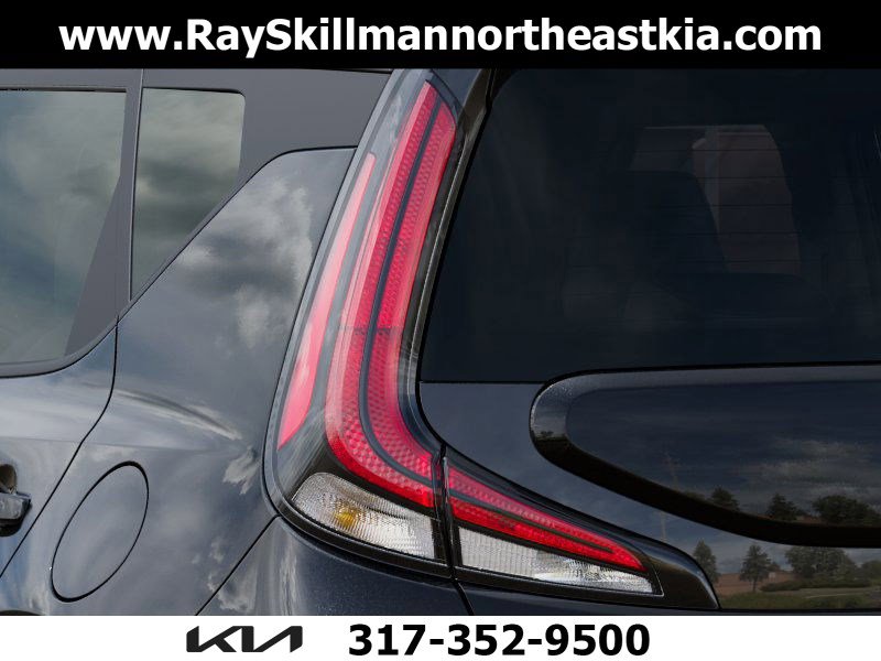 2025 Kia Soul LX photo 7