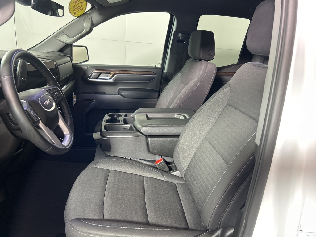 2024 Gmc Sierra 1500 Elevation photo 13