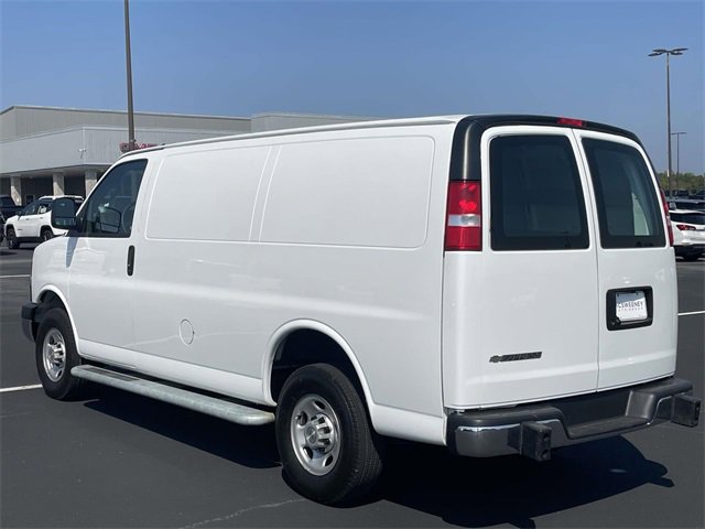 2024 Chevrolet Express 2500 Work Van photo 3