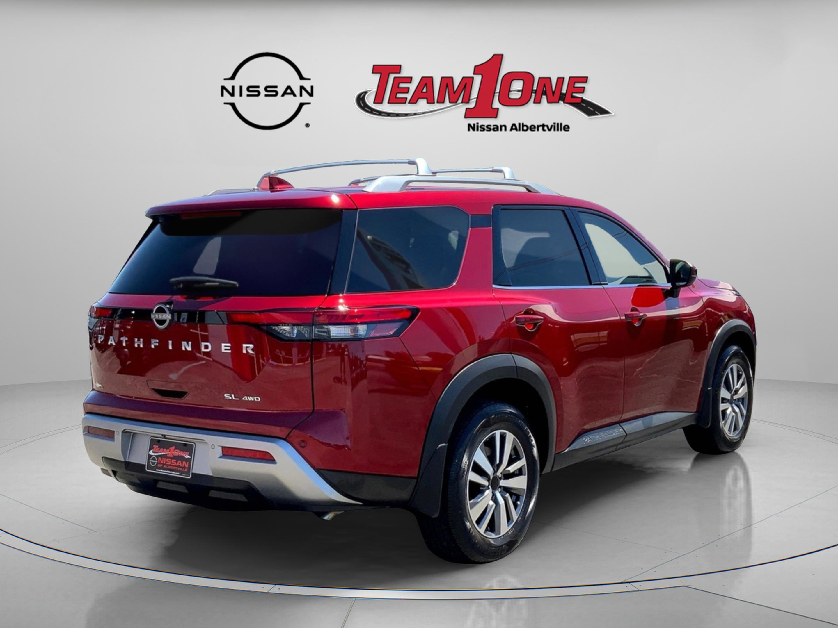 2023 Nissan Pathfinder SL photo 6
