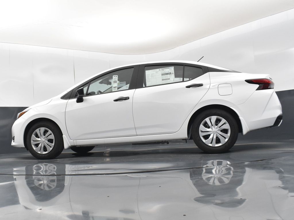 2025 Nissan Versa 1.6 S photo 26
