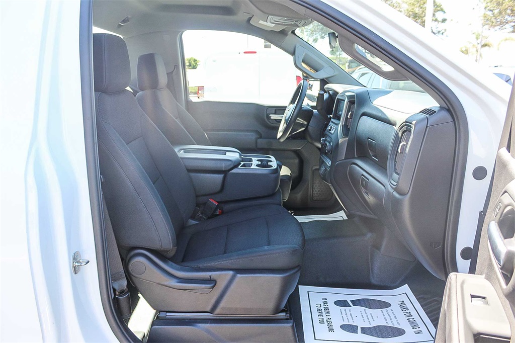 2024 Chevrolet Silverado 1500 photo 13
