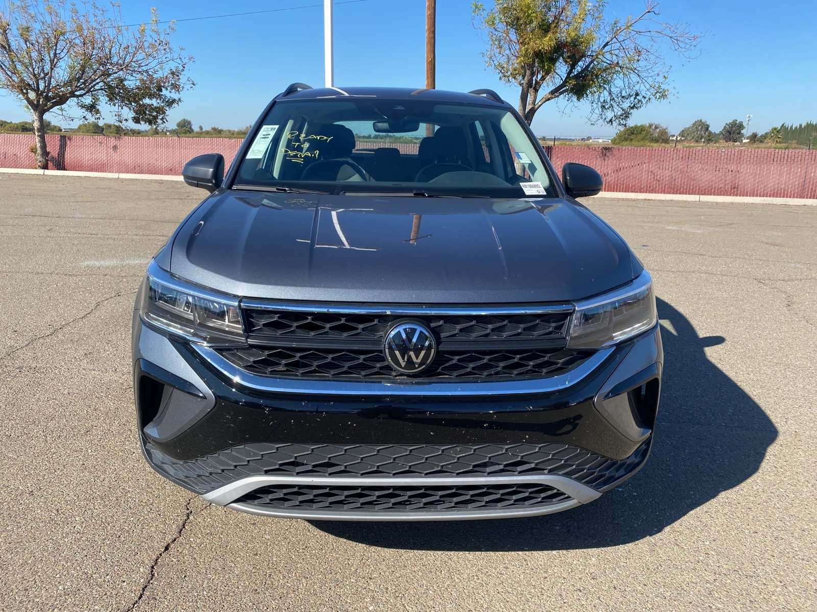 2024 Volkswagen Taos S photo 2