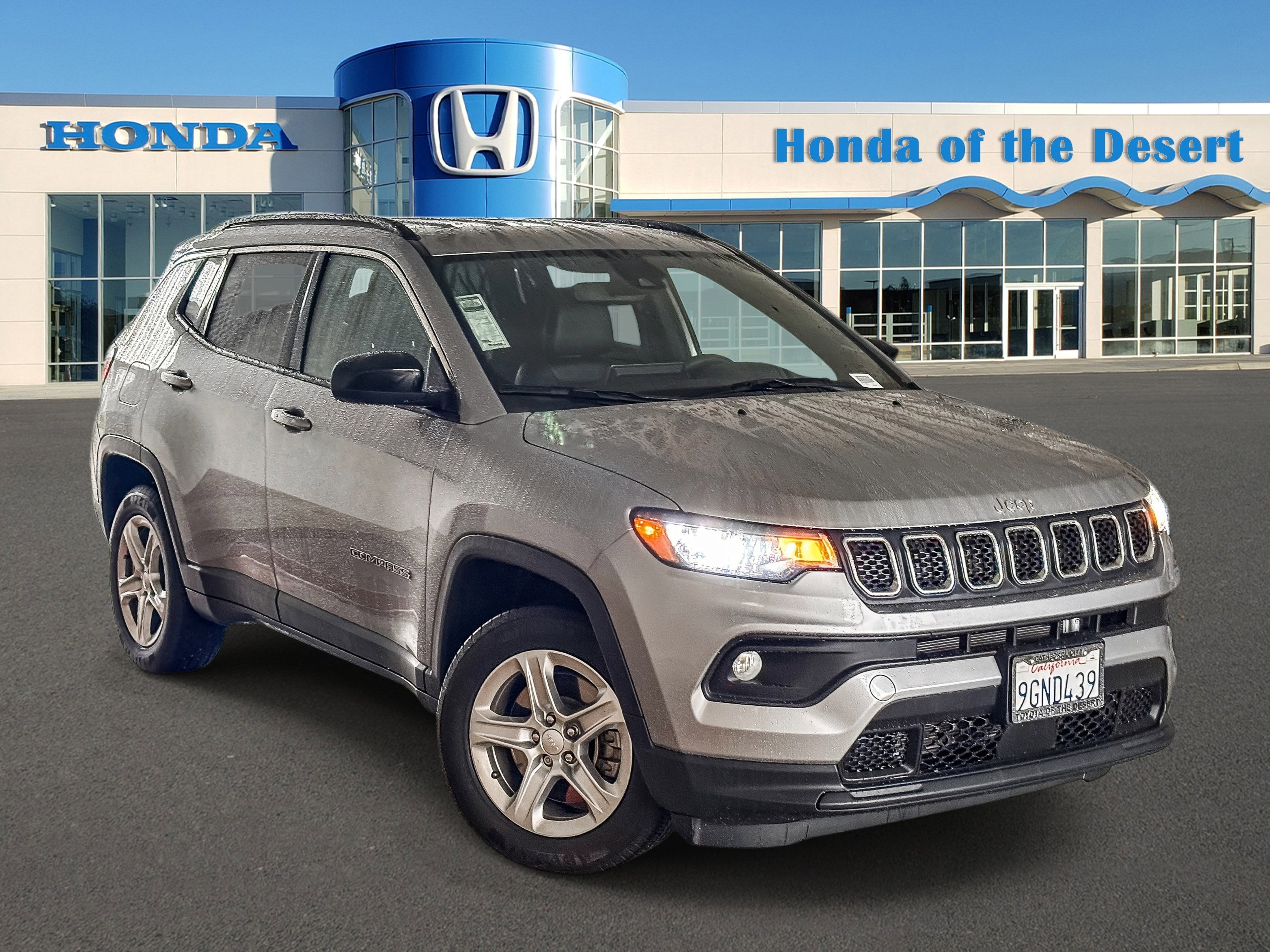 2023 Jeep Compass Latitude's photo