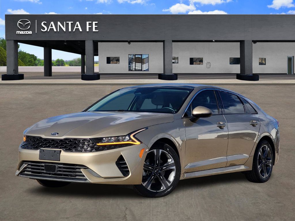 2021 Kia K5 EX's photo