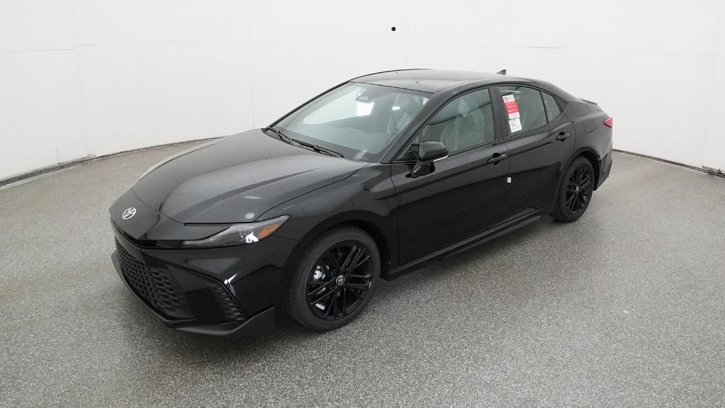 2026 Toyota Camry SE's photo