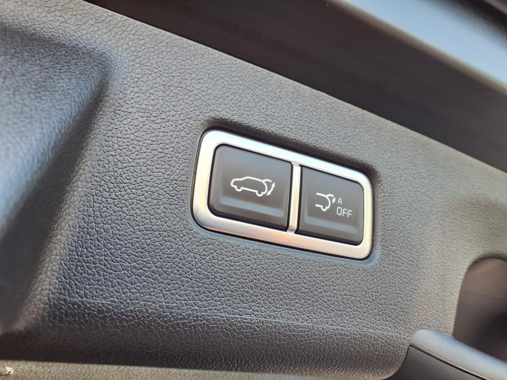 2025 Kia Sorento EX photo 26