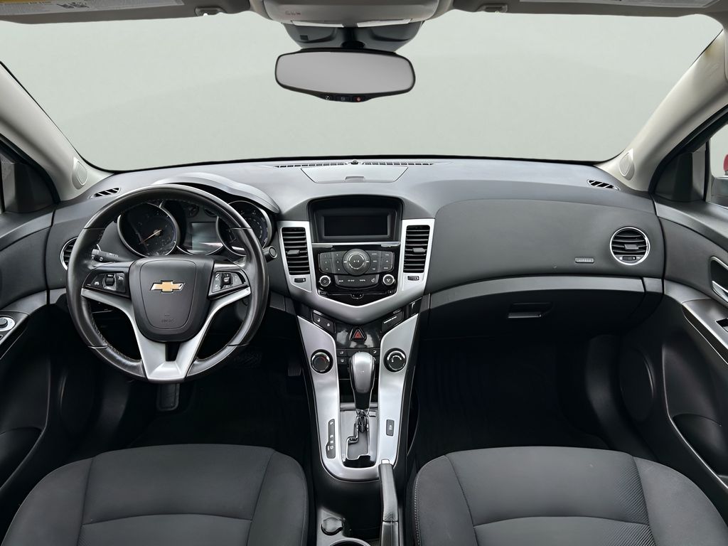 2012 Chevrolet Cruze photo 11