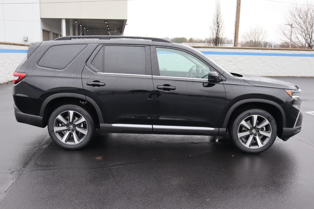 2025 Honda Pilot Elite photo 5
