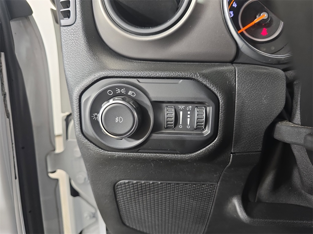 2020 Jeep Wrangler Unlimited Sport photo 23