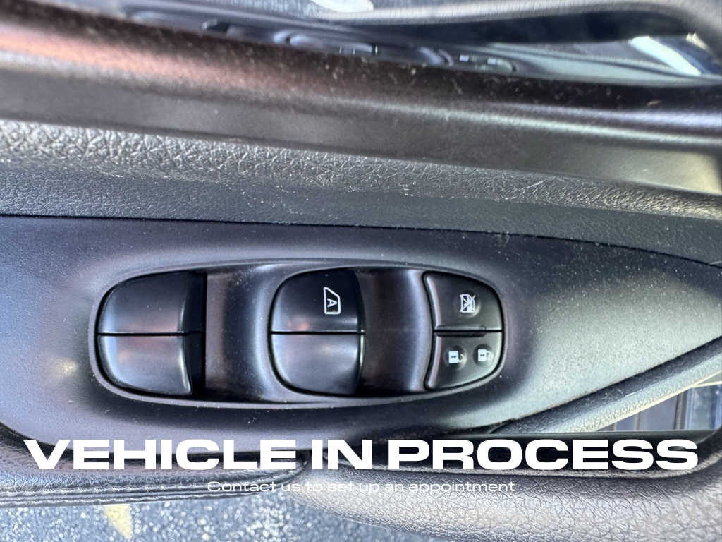 2014 Nissan Rogue S photo 13