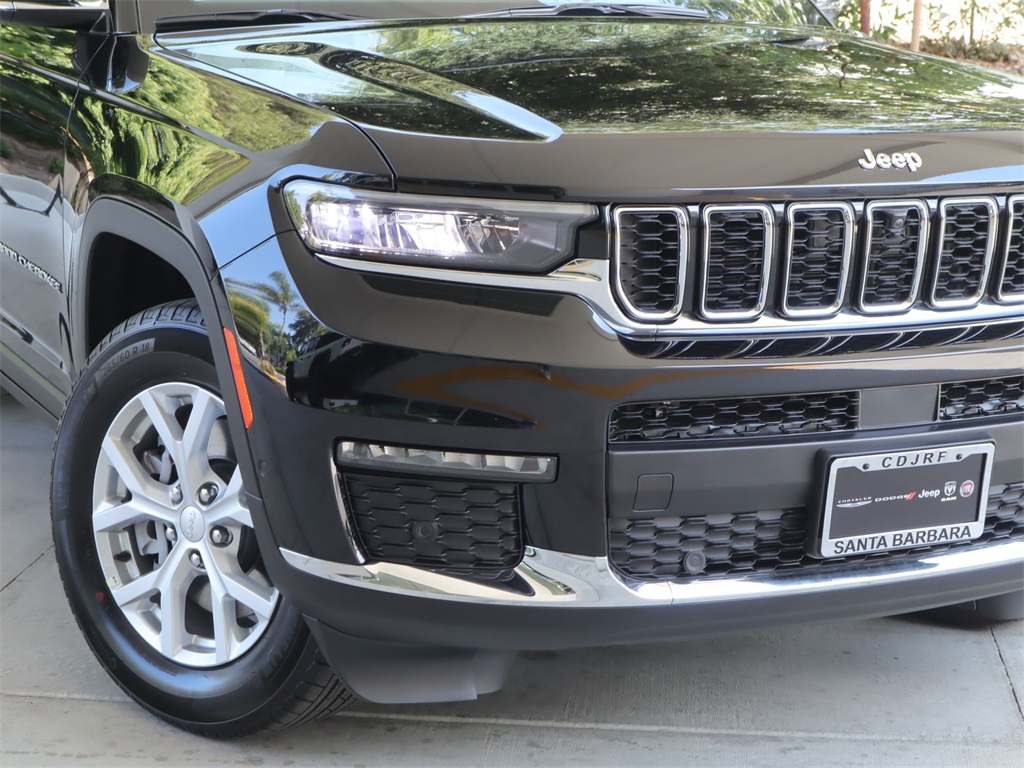 2023 Jeep Grand Cherokee L photo 2