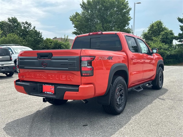2025 Nissan Frontier PRO-4X photo 4