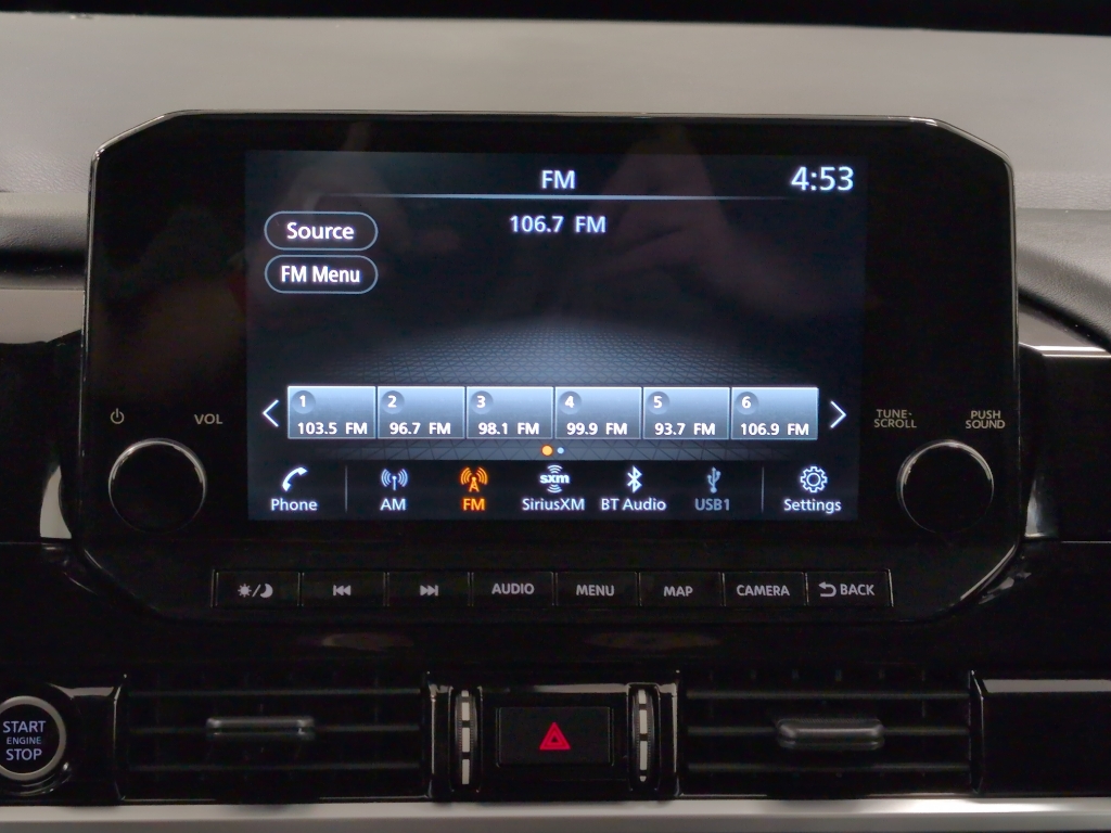 2023 Nissan Pathfinder SL photo 11