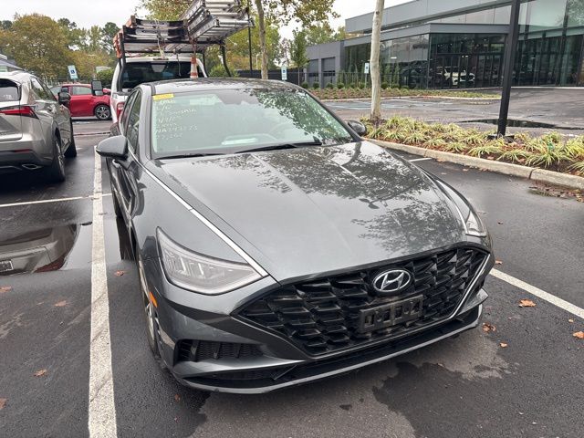 2022 Hyundai Sonata SEL photo 2