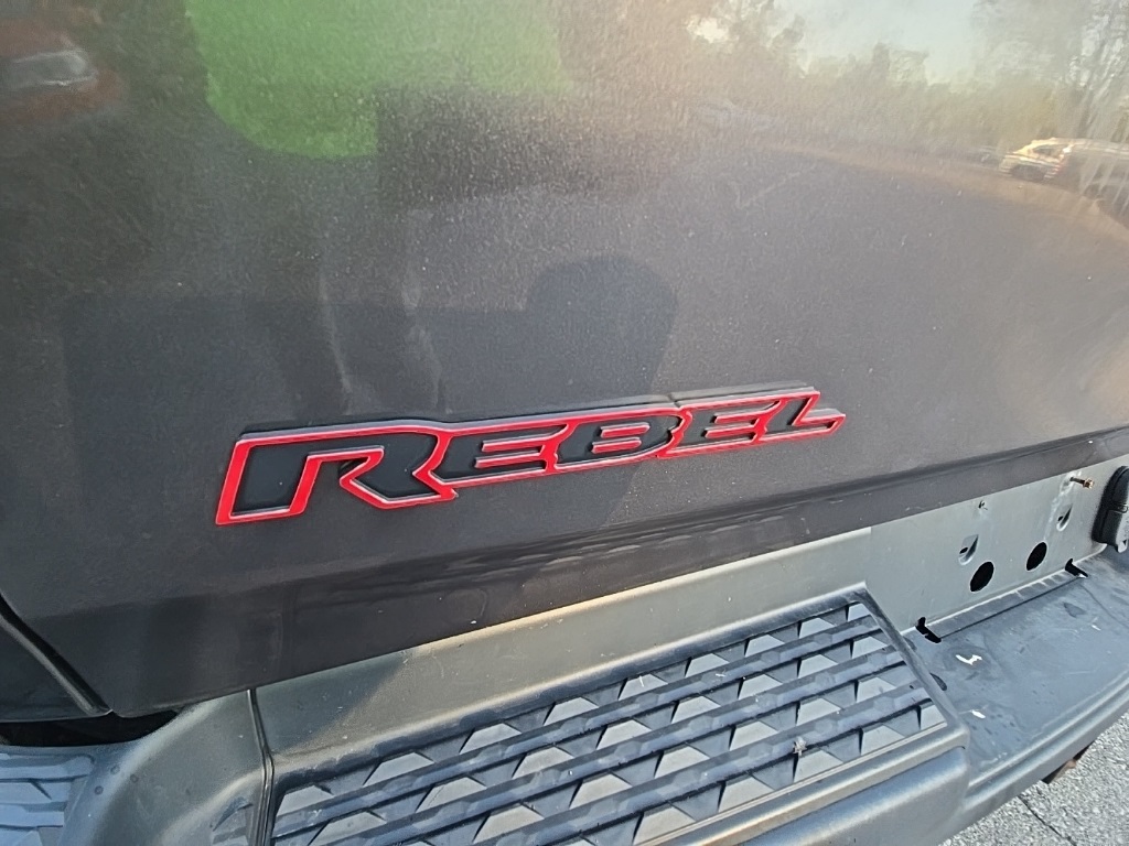 2019 Ram 1500 Rebel photo 18