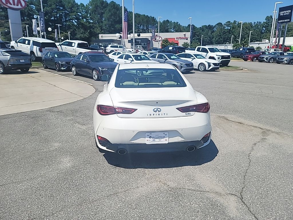 2021 Infiniti Q60 3.0t Luxe photo 6