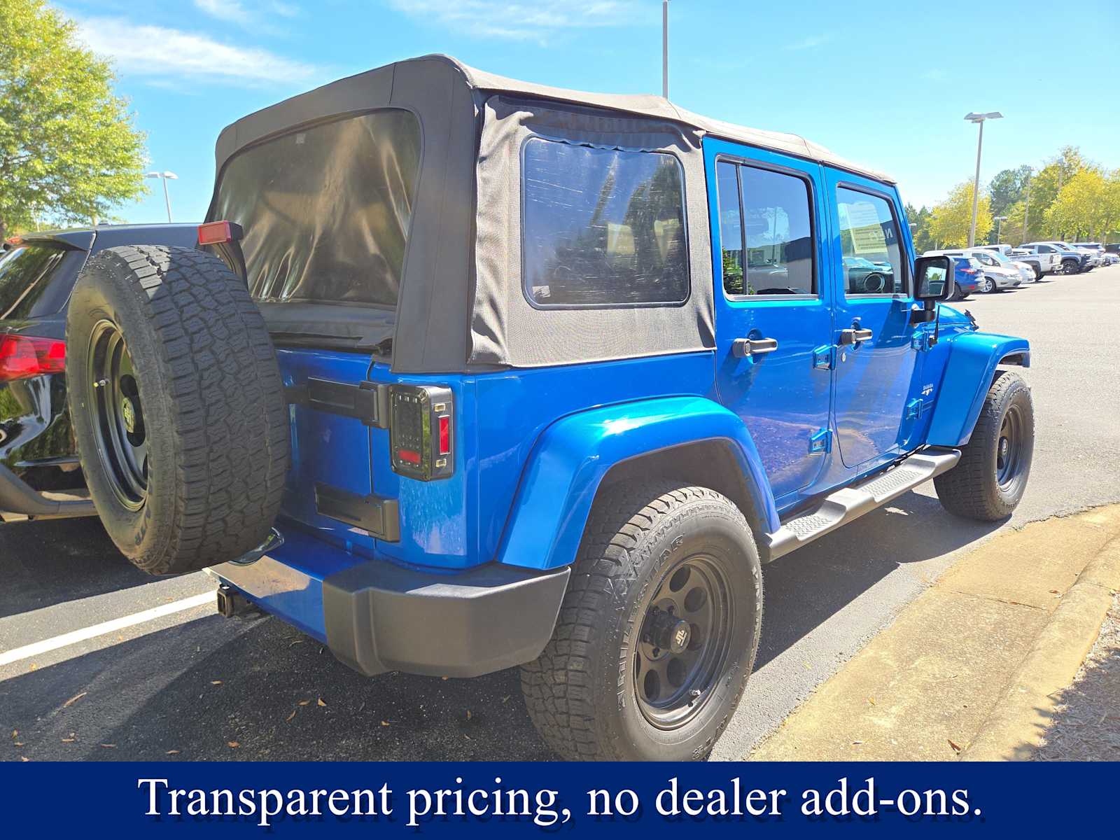 2016 Jeep Wrangler Unlimited Sahara photo 4