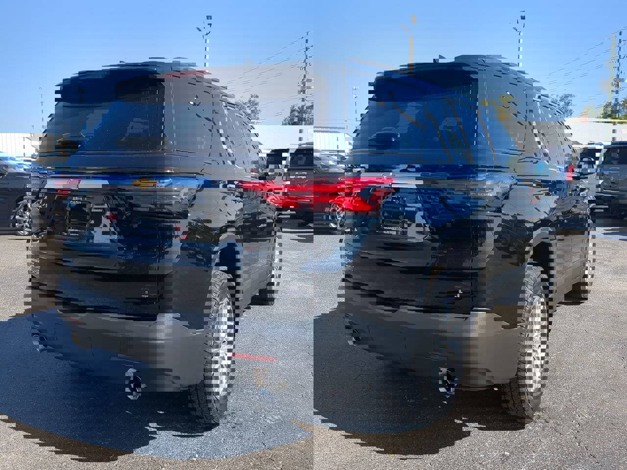 2023 Chevrolet Traverse Cloth photo 3