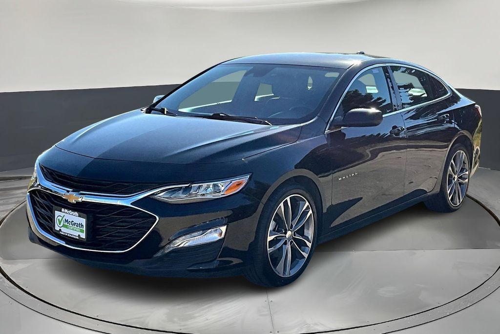 2024 Chevrolet Malibu Premier 2LT photo 3