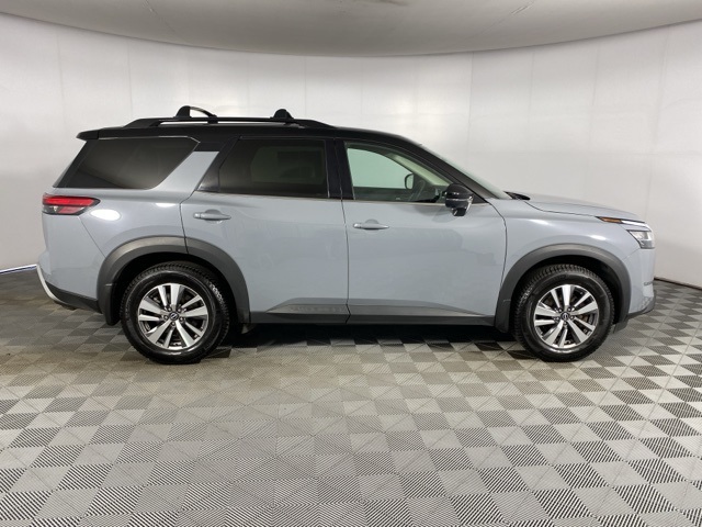 2023 Nissan Pathfinder SL photo 15