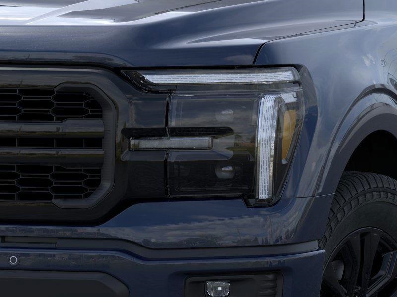 2025 Ford F-150 Lariat photo 17