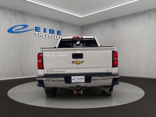 2017 Chevrolet Silverado 3500HD LT photo 4