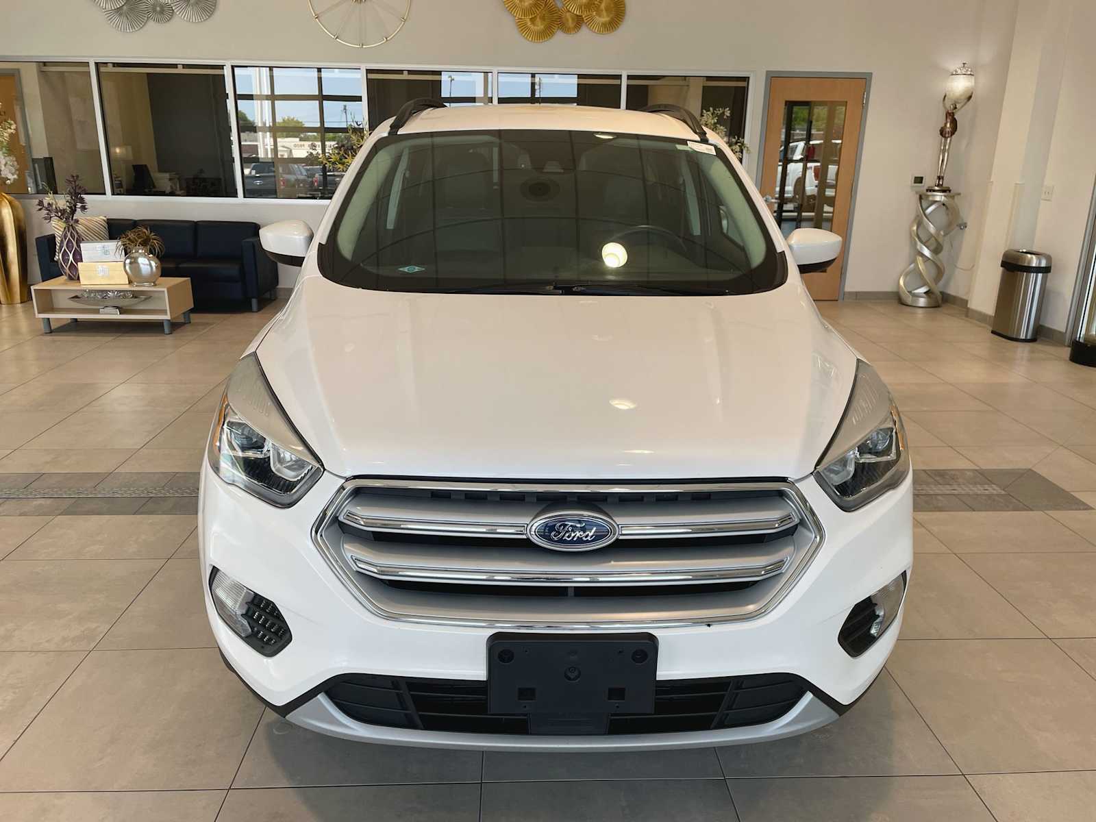 2019 Ford Escape SEL photo 8
