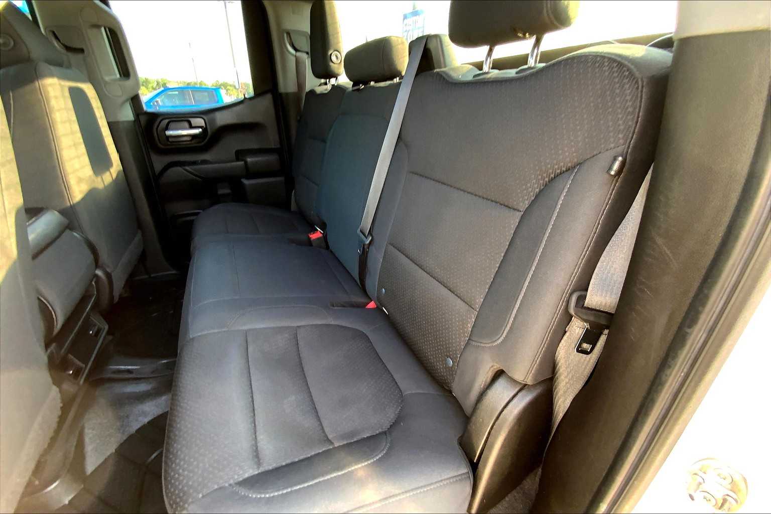 2021 Chevrolet Silverado 1500 Custom photo 19