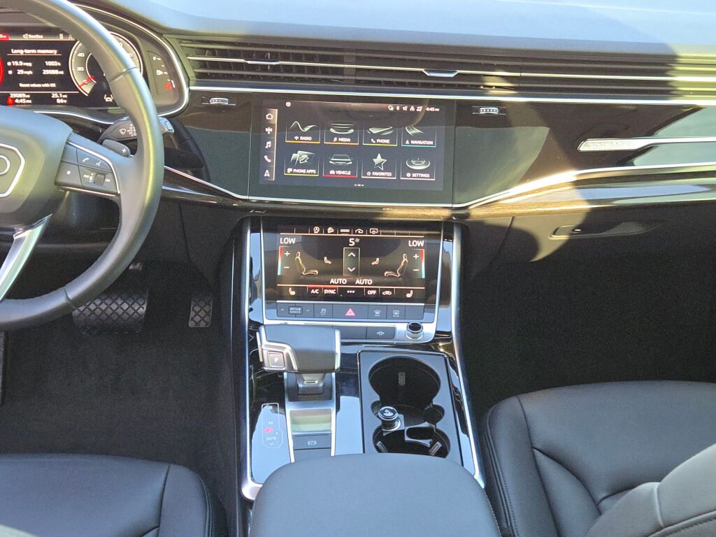 2022 Audi Q7 55 Premium Plus photo 21
