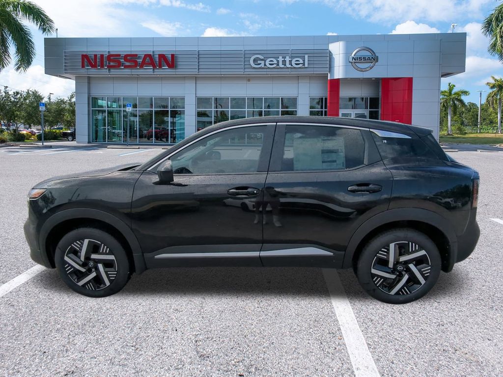 2025 Nissan Kicks SV photo 7