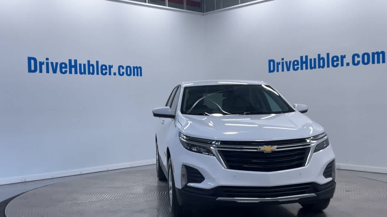 2023 Chevrolet Equinox LT photo 2