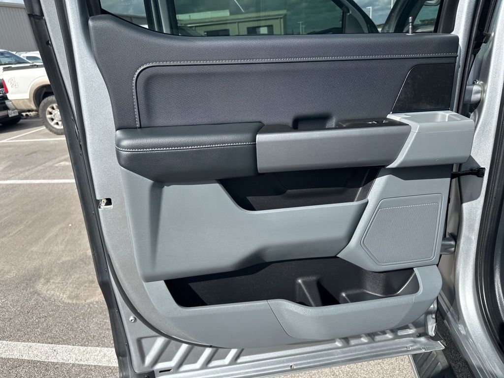 2022 Ford F-150 XLT photo 30