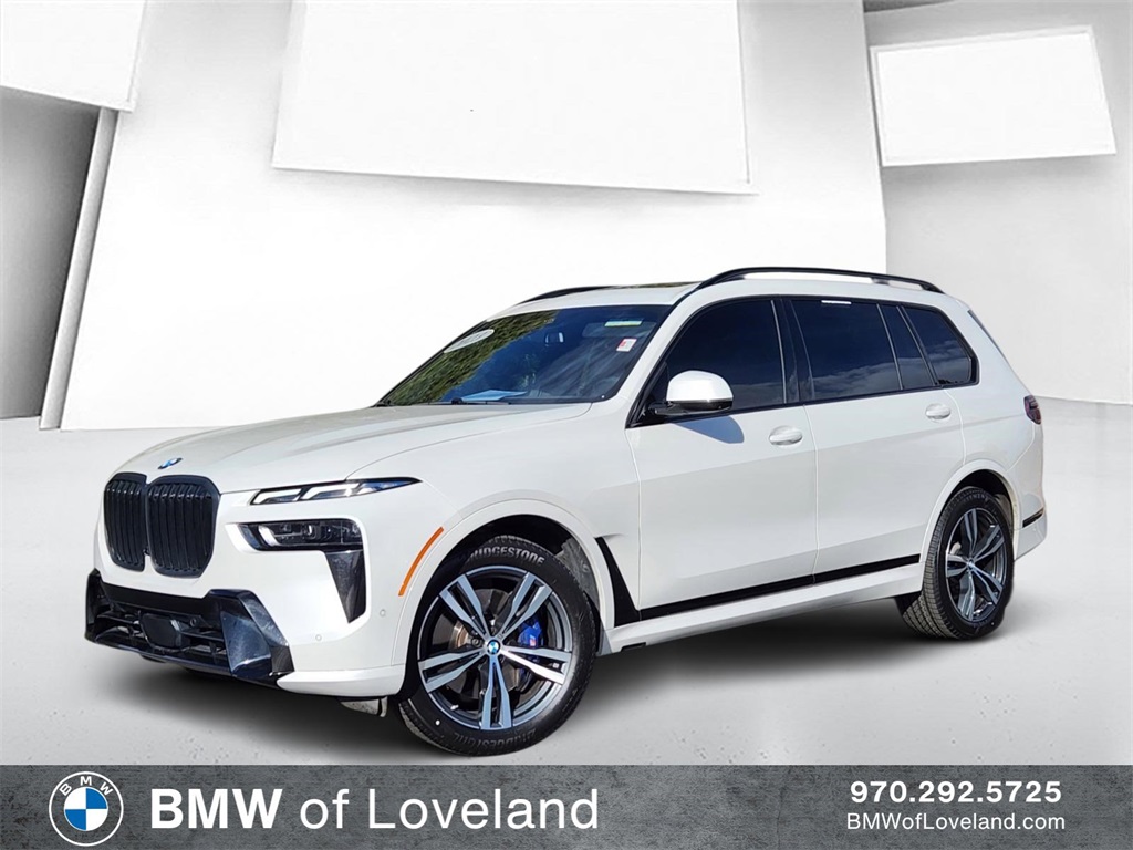 2023 BMW X7 40i's photo