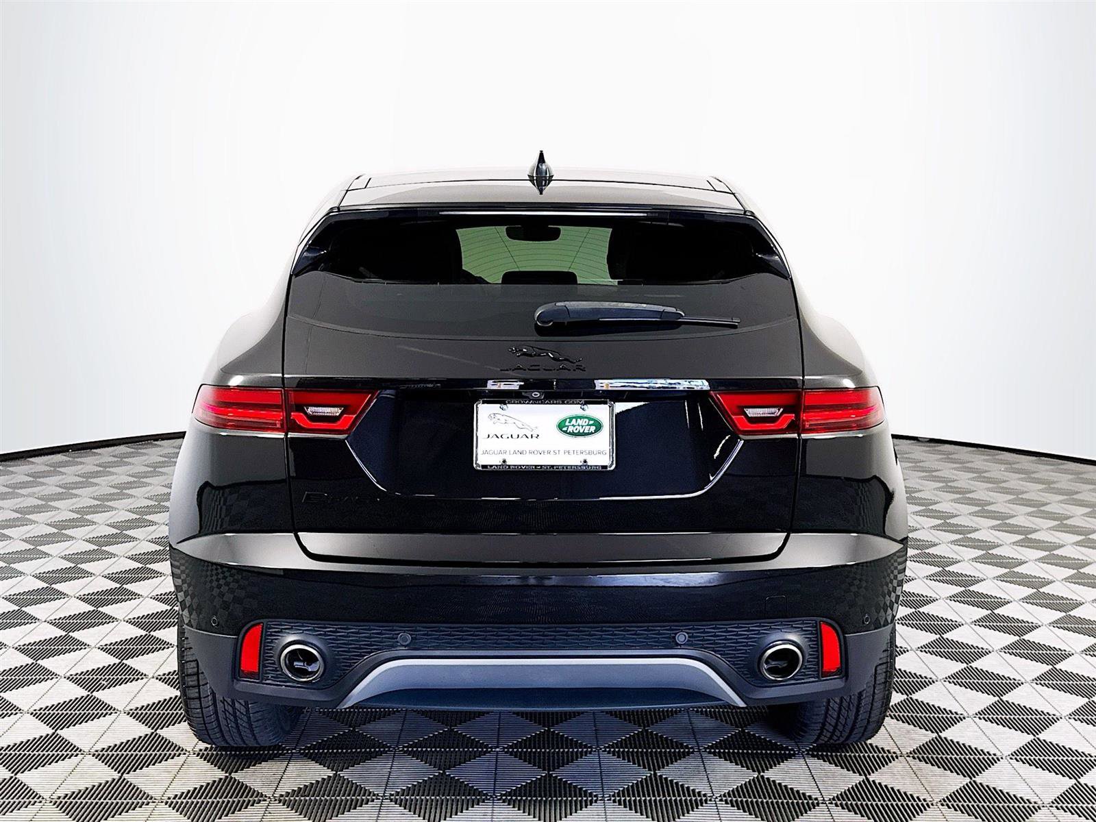 2021 Jaguar E-PACE P250 SE photo 6