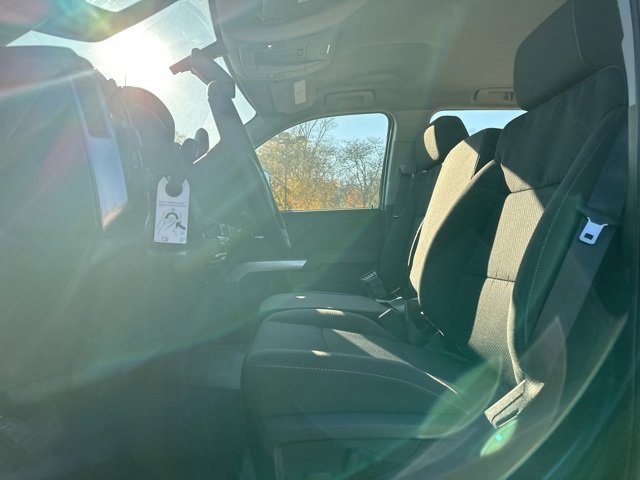 2024 Chevrolet Silverado 6500HD LT photo 17