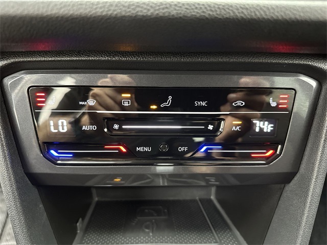 2022 Volkswagen Tiguan SE photo 10
