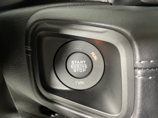 2025 Jeep Wrangler Sahara photo 25