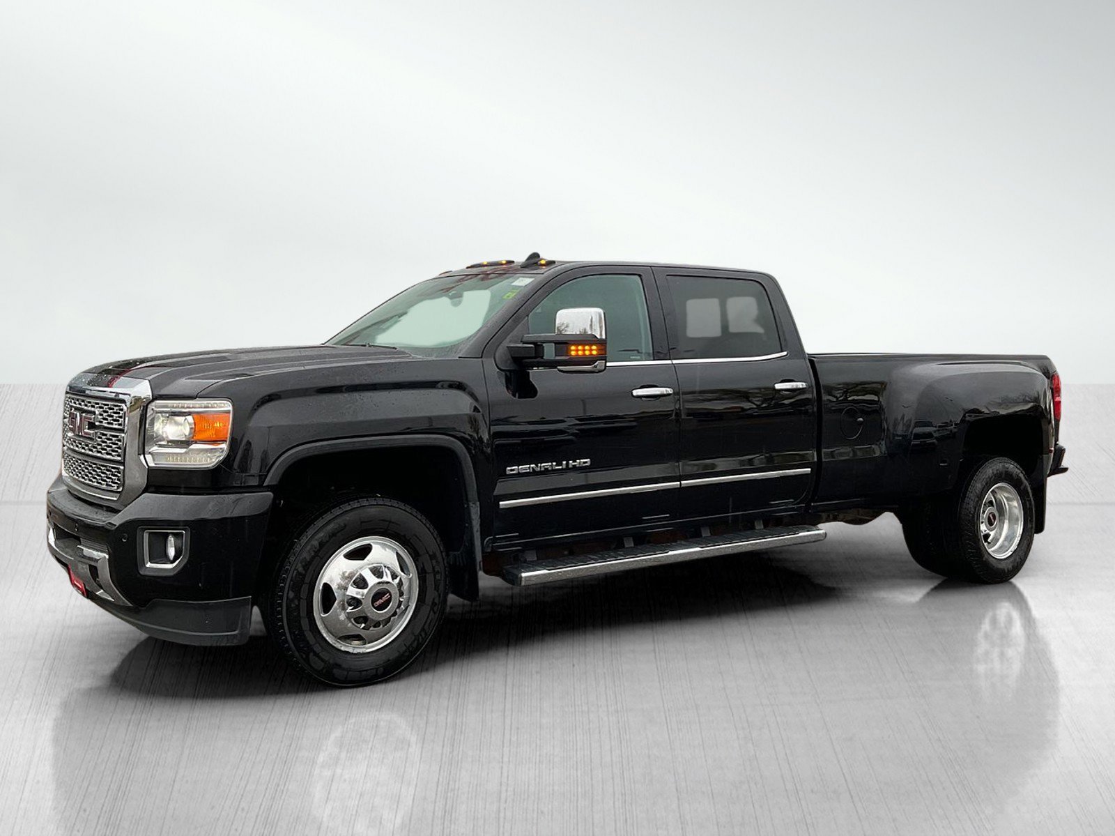 2019 GMC Sierra 3500 Denali HD Denali's photo
