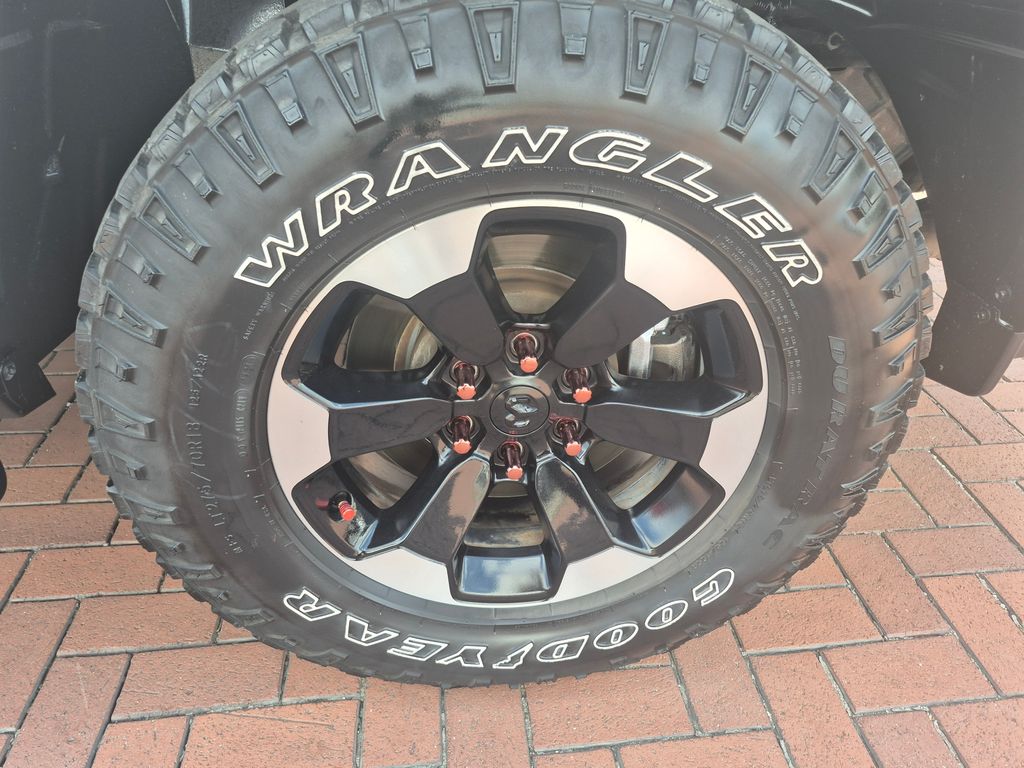 2021 Ram 1500 Rebel photo 8