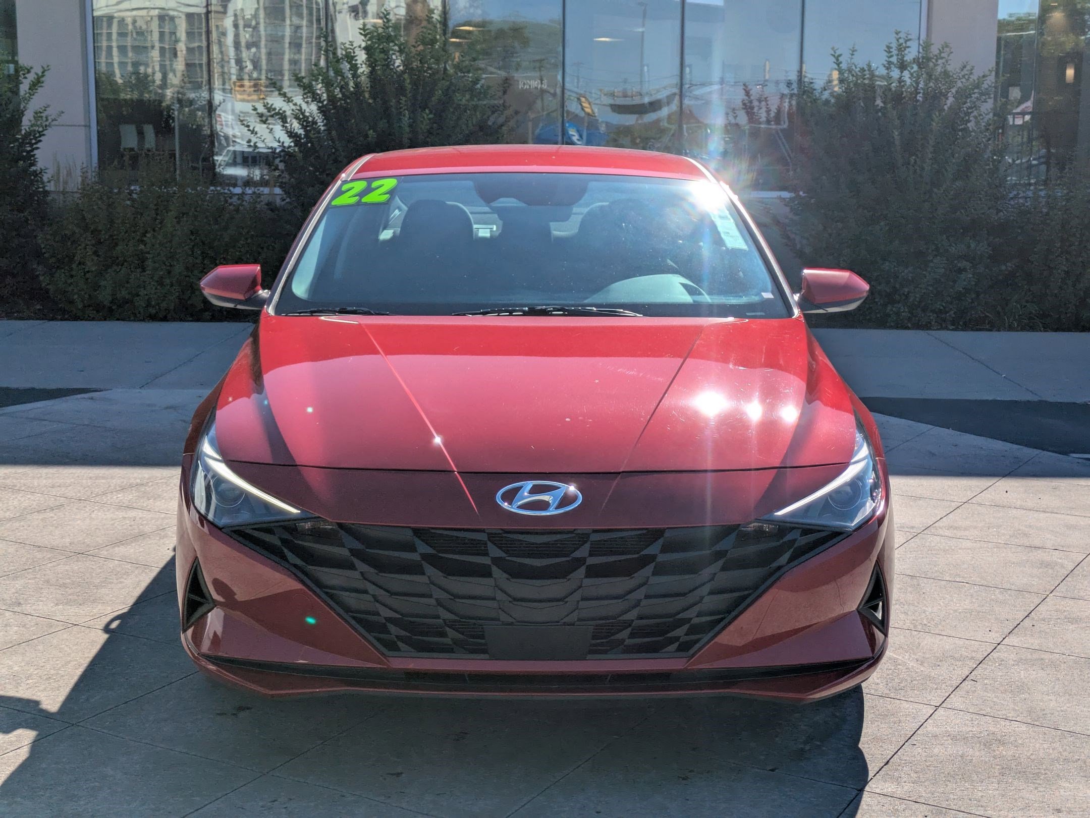 2022 Hyundai Elantra SEL Convenience photo 8