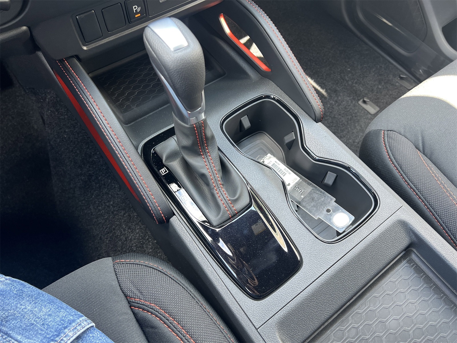 2025 Nissan Frontier PRO-4X photo 8