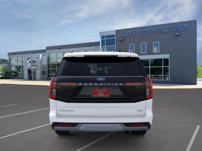 2025 Ford Expedition Platinum MAX photo 2