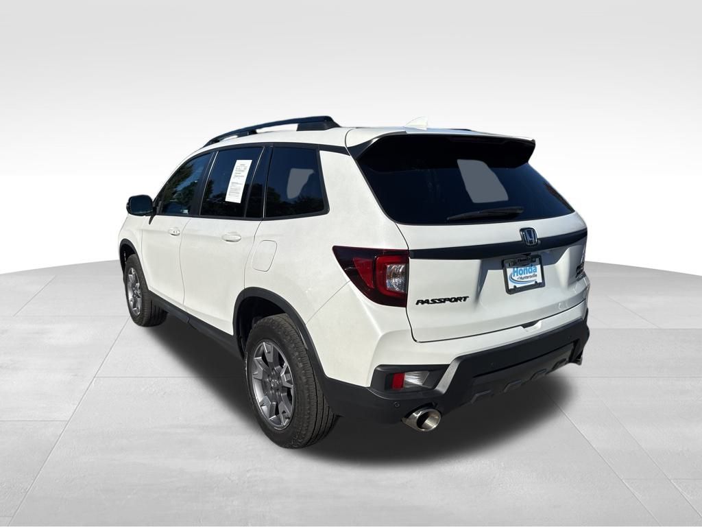 2022 Honda Passport TrailSport photo 4