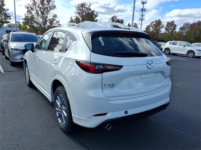 2025 Mazda CX-5 2.5 S Preferred photo 3