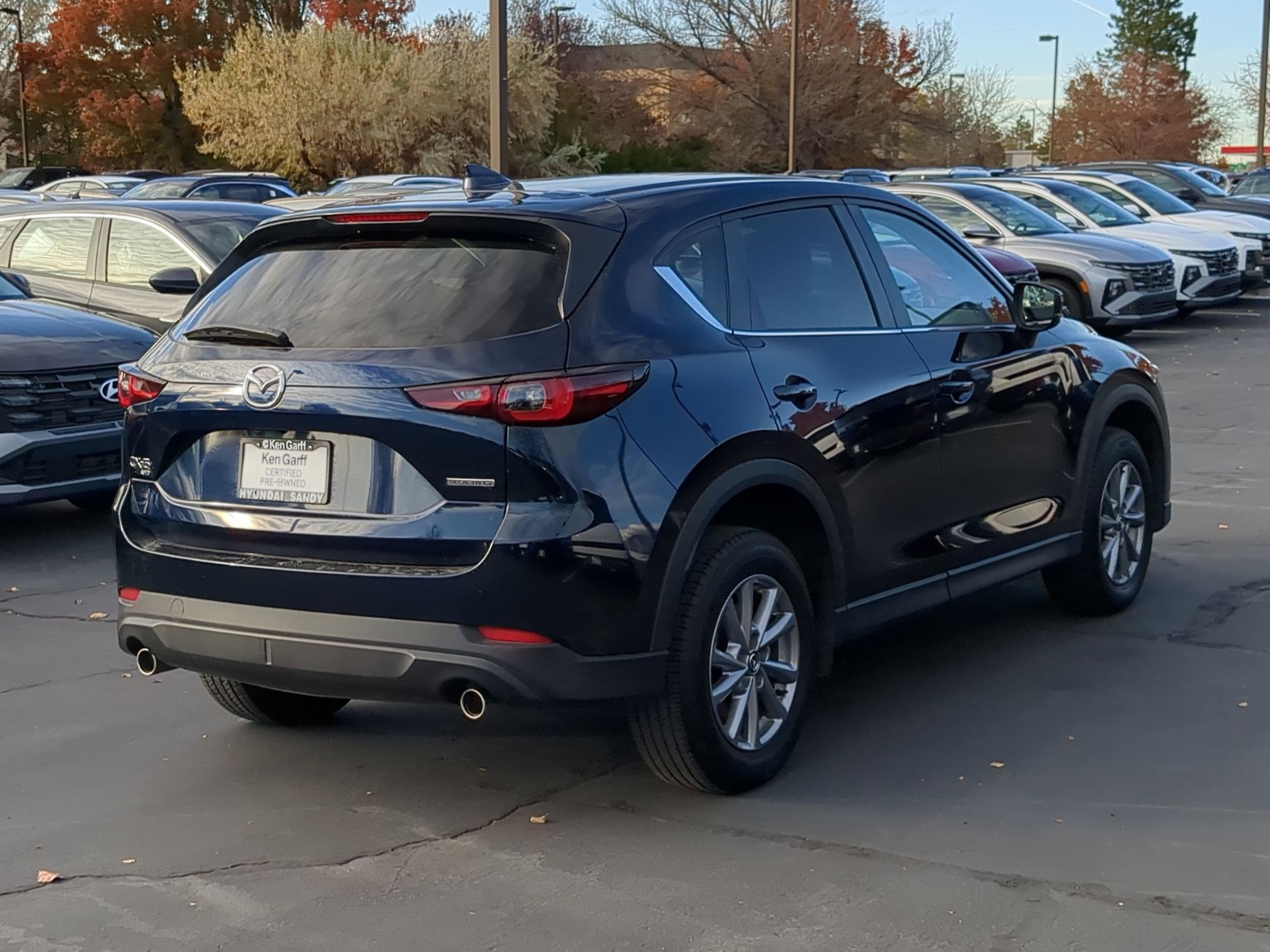 2023 Mazda CX-5 2.5 S Preferred photo 3